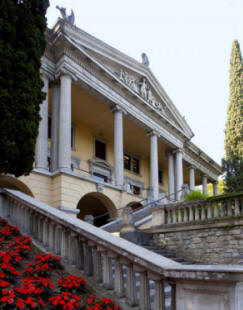 Villa Alba Gardone Riviera Bs