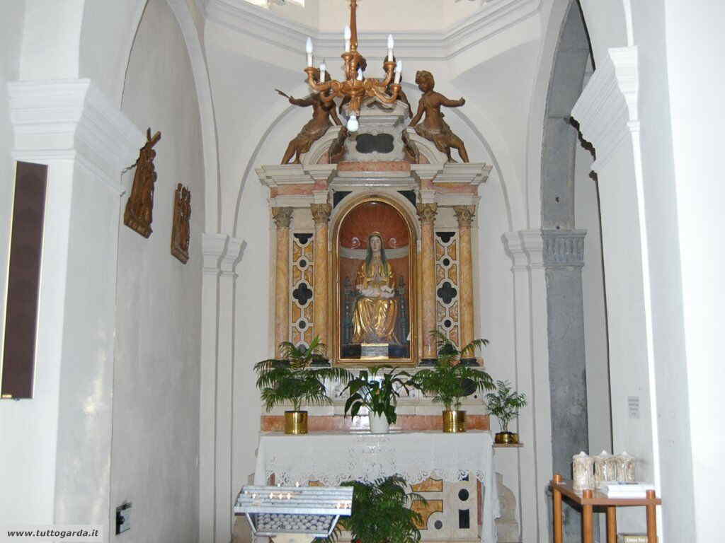 Parrocchia  di Sant' Andrea a Torbole altare
