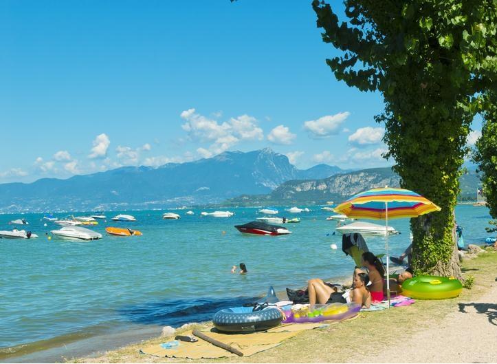 Bardolino E Le Spiagge Piu Belle Tuttogarda It