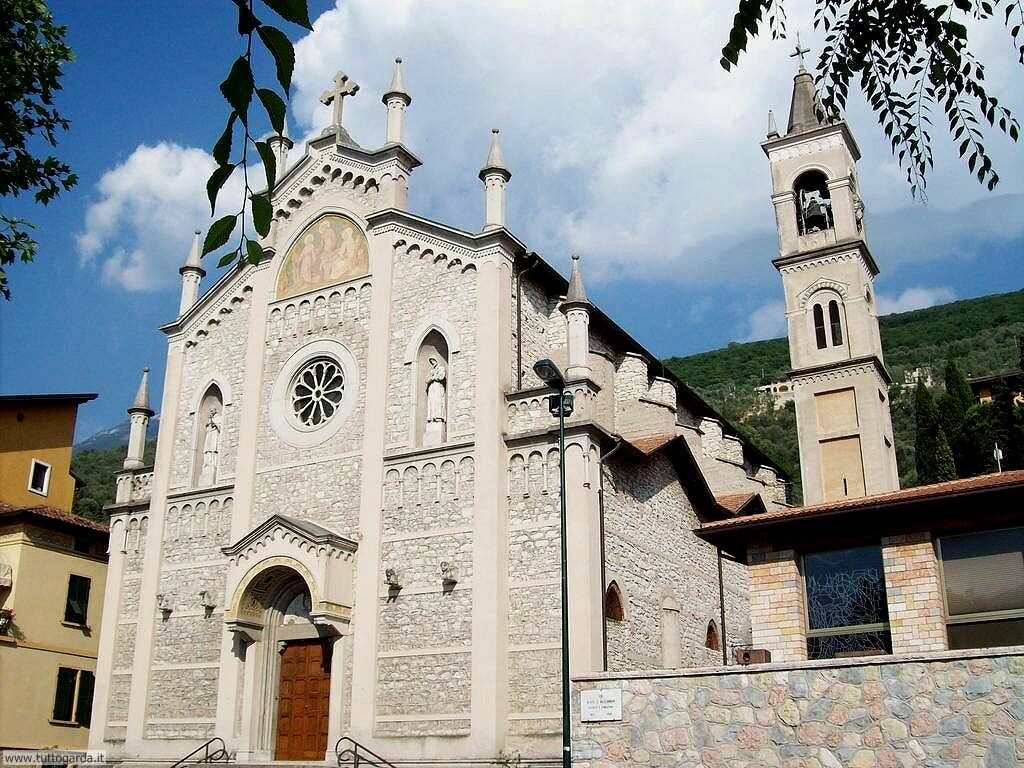 Castelletto di Brenzone Chiesa parrocchiale