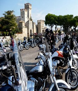 A Sirmione raduno di moto