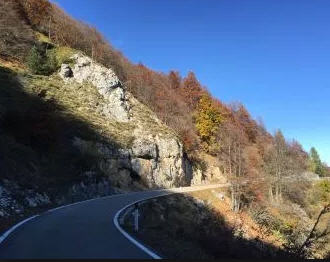 In moto verso il Monte Baldo sulla SP8 - foto di meteweekend.it