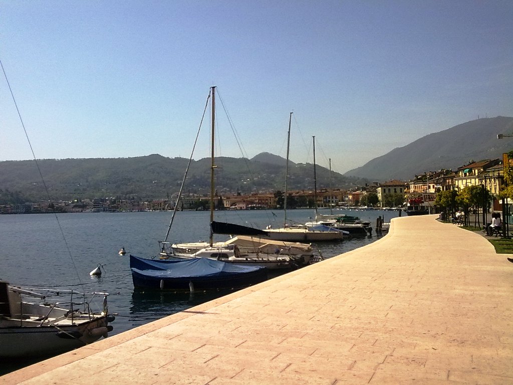 Lungolago di Salò sul Lago di Garda