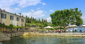 Porticcioli a Punta San Vigilio sul Lago di Garda