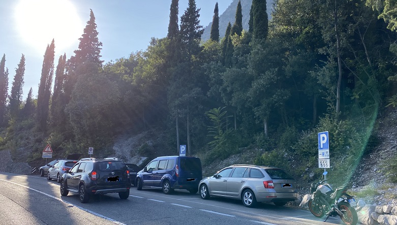 Parcheggio per la pista ciclabile del Garda a Limone sul Garda