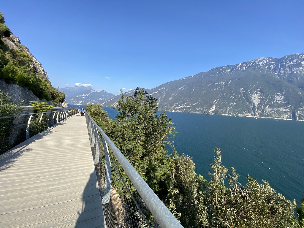 Pista ciclabile del Garda a Limone sul Garda