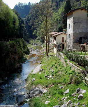 Valle delle Cartiere sul lago di garda