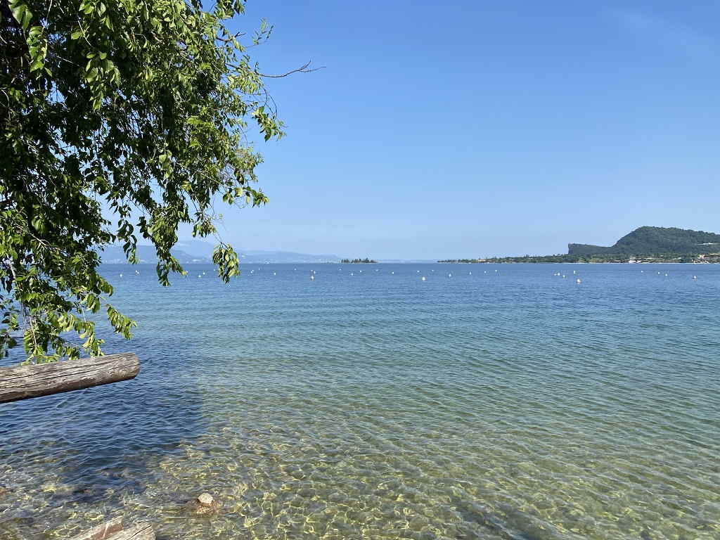 La Romantica spiaggia di Manerba del Garda