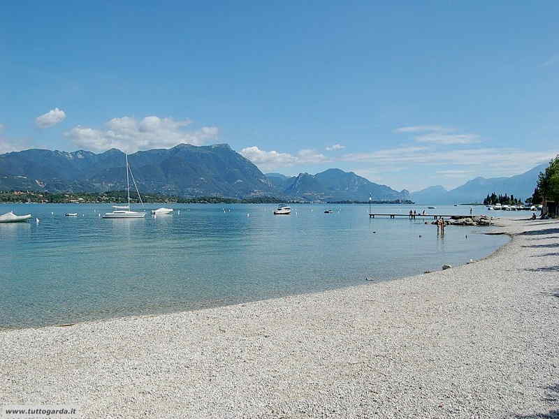 Spiaggia diPorto Torchio a Manerba del Garda (BS)