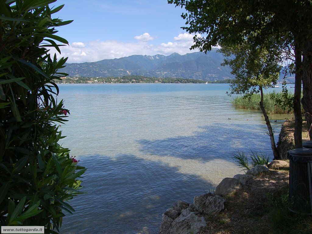 Spiaggia Porto Torchio di Manerba del Garda