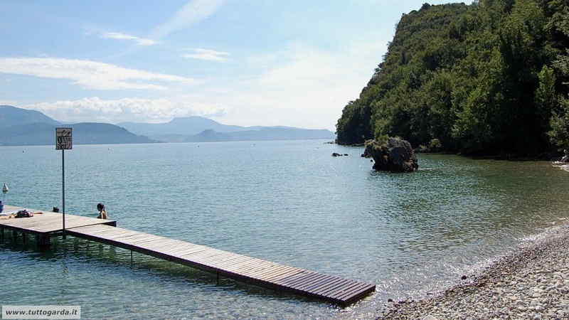 Spiaggia di Pisenze a Manerba del Garda (BS)