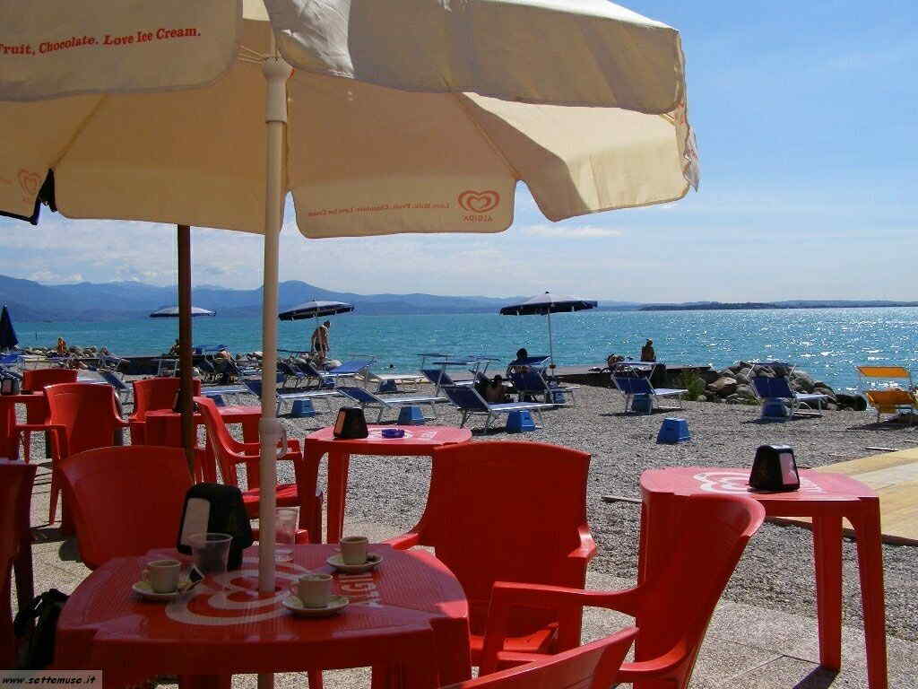 Spiaggia di Padenghe del Garda -garda_305.JPG