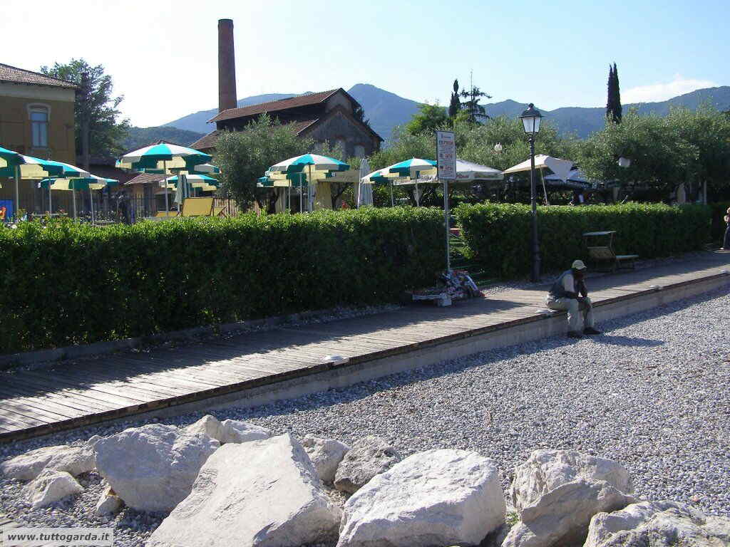 Bar Conca d'Oro  Spiaggia libera di Salò (BS)