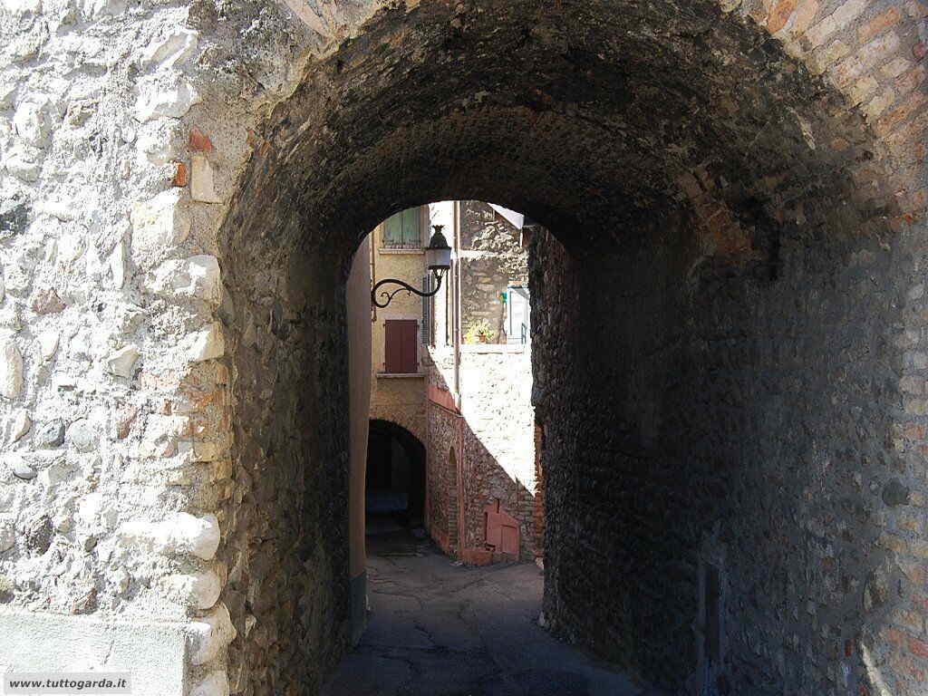 San Felice del Benaco foto -067_paese.JPG