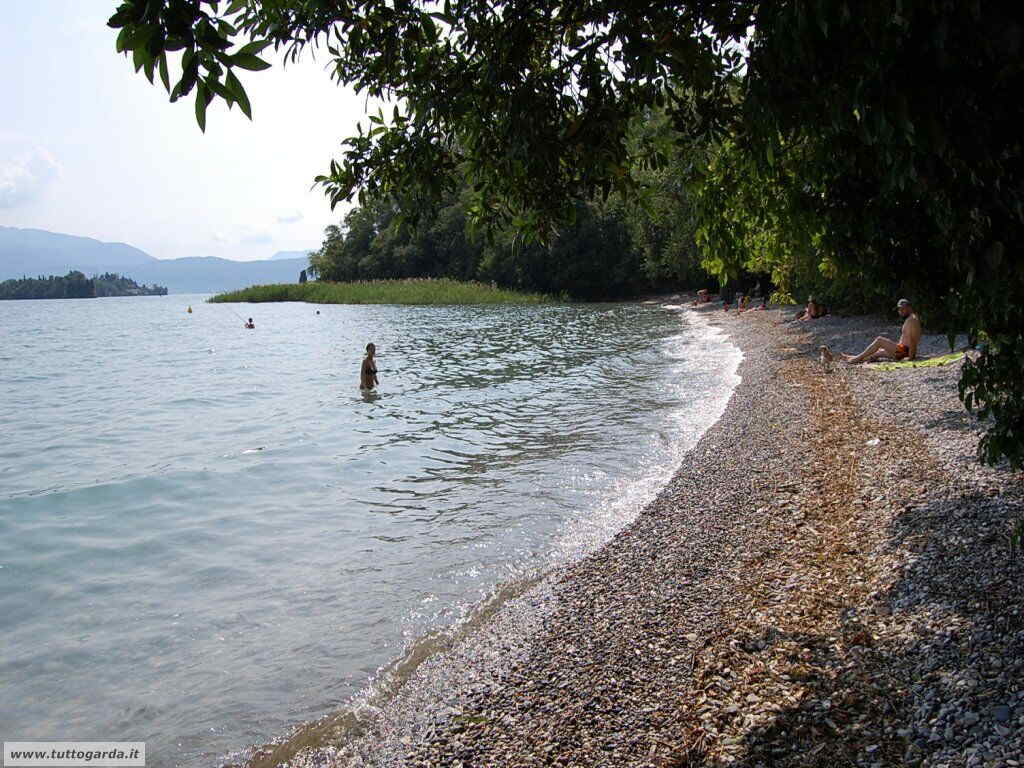 Spiaggia Baia del Vento San felice del Benaco (BS)