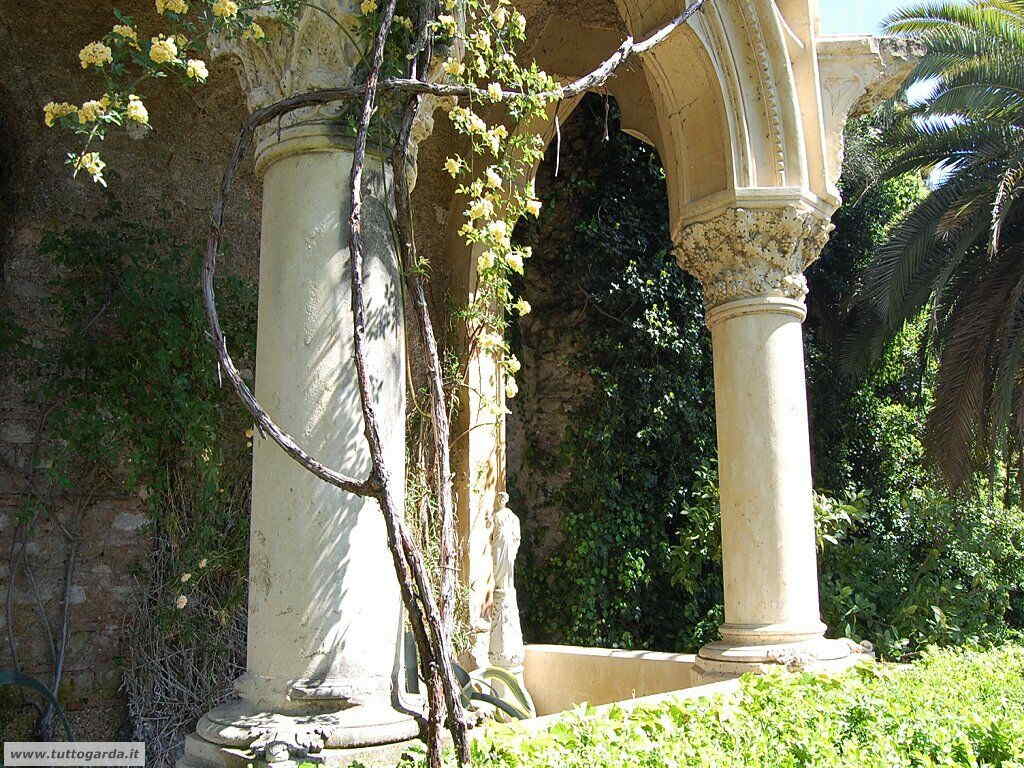 Isola del Garda Palazzo