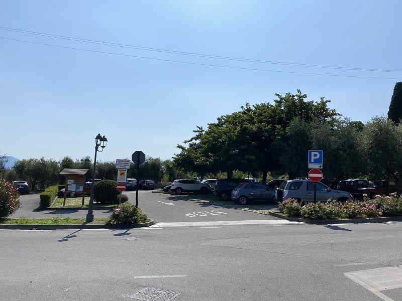 Dove parcheggiare per vedere la Big Bench di San felice del Benaco (BS) sul Lago di Garda