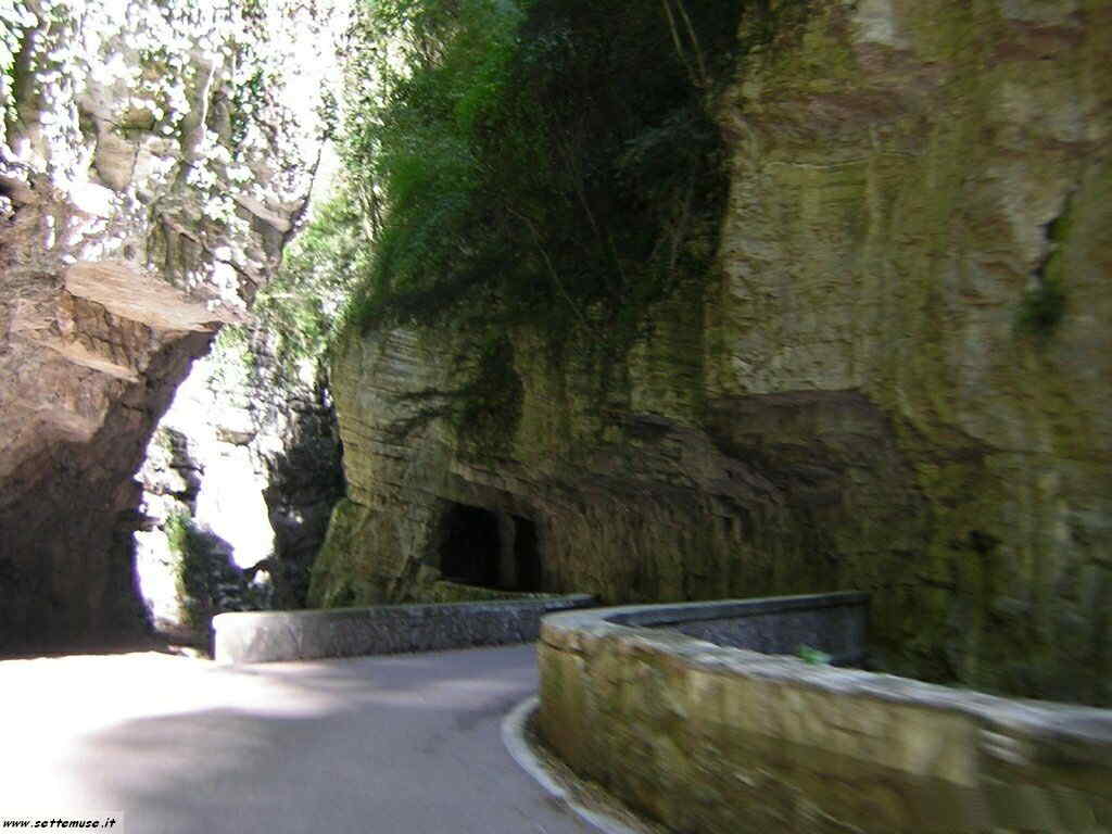 Tremosine - Strada della Forra sul Lago di Garda